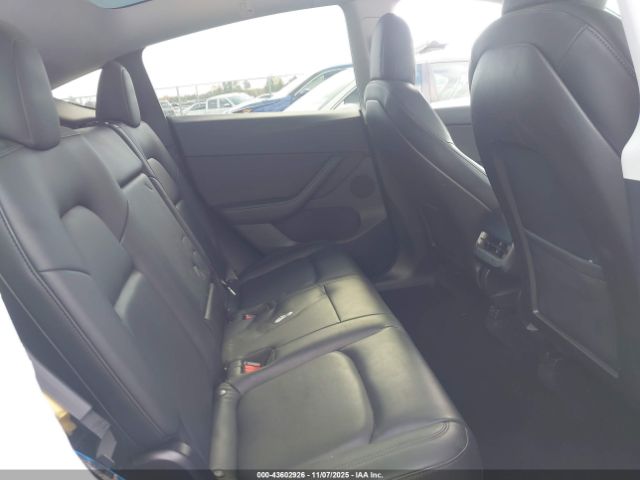 2020 TESLA MODEL Y 5YJYGDEE7LF008936 Photo 7