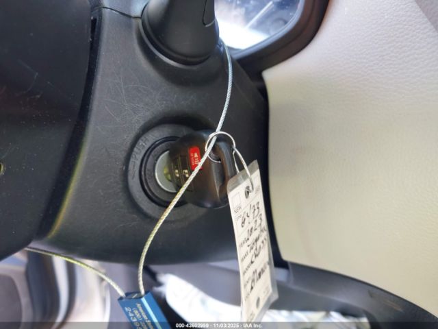 2023 TOYOTA COROLLA CROSS 7MUAAAAG7PV040818 Photo 10