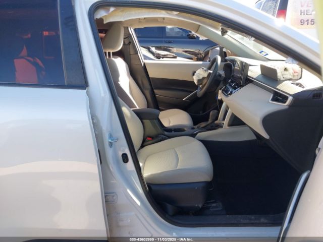 2023 TOYOTA COROLLA CROSS 7MUAAAAG7PV040818 Photo 4