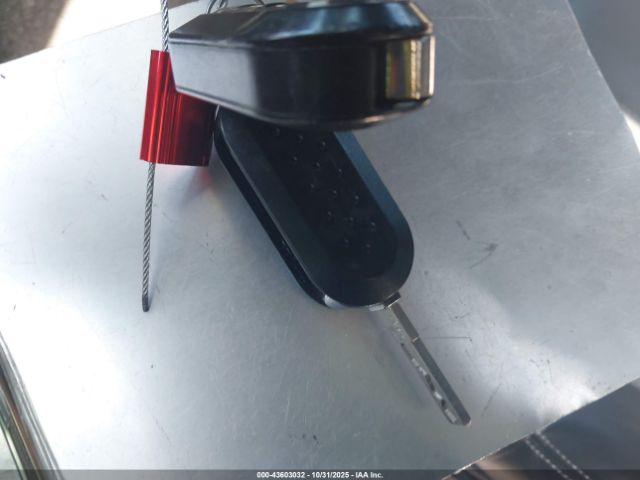 2018 FIAT 500E 3C3CFFGE1JT377249 Photo 10