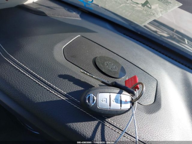 2017 NISSAN TITAN XD 1N6BA1F45HN512872 Photo 10