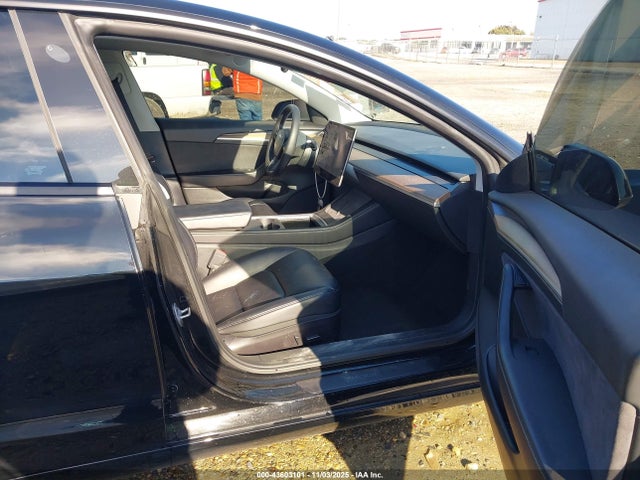 2021 TESLA MODEL 3 5YJ3E1EA7MF051914 Photo 4