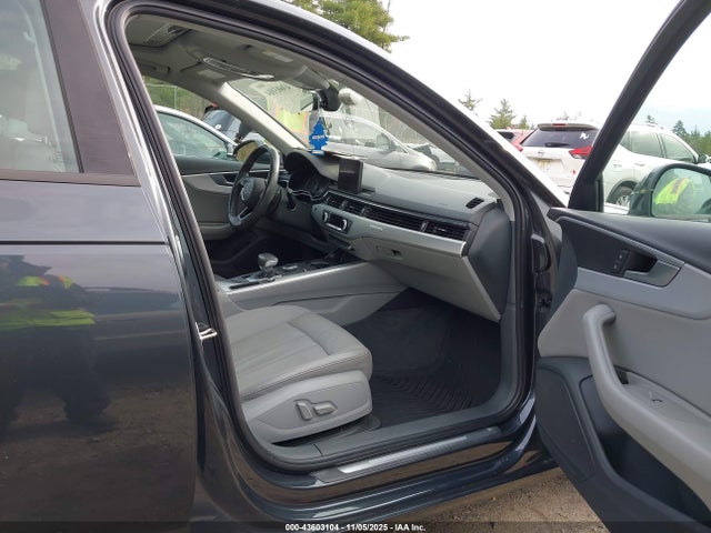 2017 AUDI A4 WAUANAF46HN023851 Photo 4