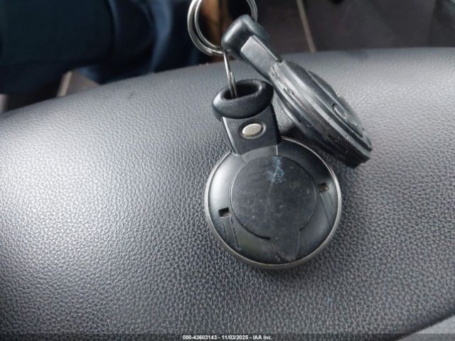 2011 MINI COOPER WMWZN3C55BTZ89560 Photo 10