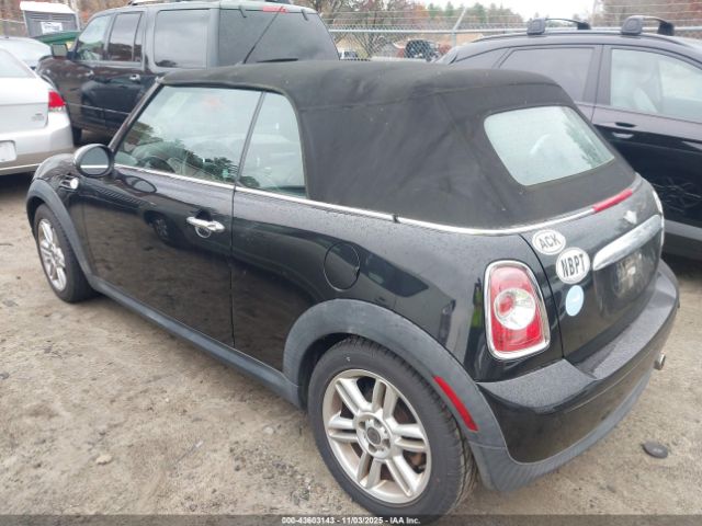 2011 MINI COOPER WMWZN3C55BTZ89560 Photo 2