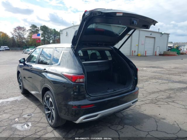 2022 MITSUBISHI OUTLANDER JA4J3UA88NZ020209 Photo 2