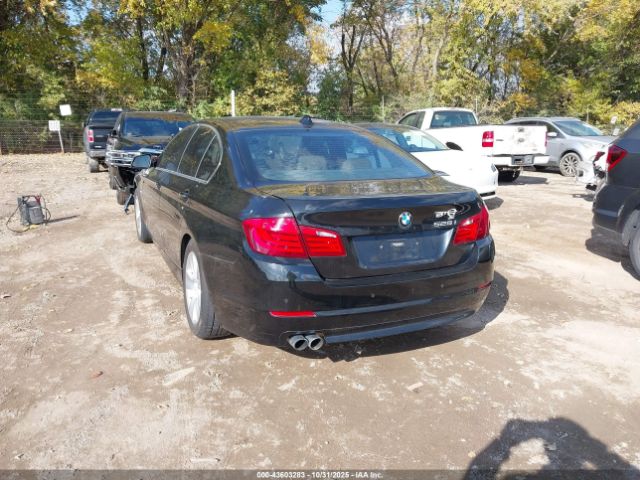 2012 BMW 528I WBAXH5C57CDW03372 Photo 2