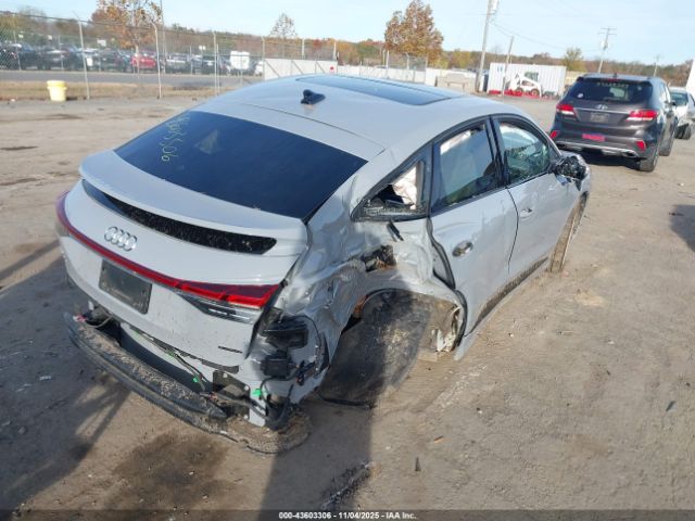2024 AUDI Q4 SPORTBACK E-TRON WA142BFZ6RP002752 Photo 3