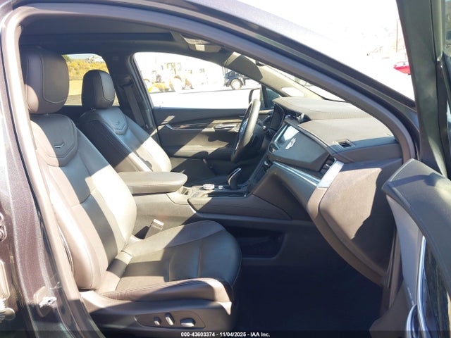 2020 CADILLAC XT5 1GYKNCRS6LZ110061 Photo 4