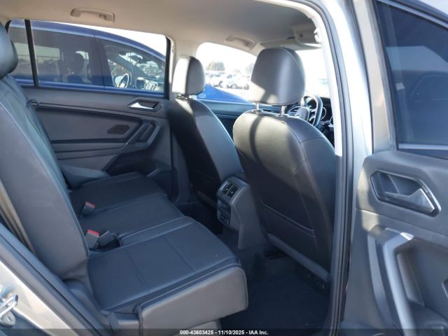 2018 VOLKSWAGEN TIGUAN 3VV3B7AX3JM092314 Photo 7