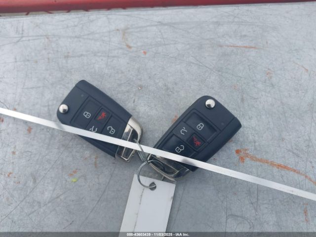 2018 VOLKSWAGEN GOLF GTI 3VW547AU2JM261873 Photo 10