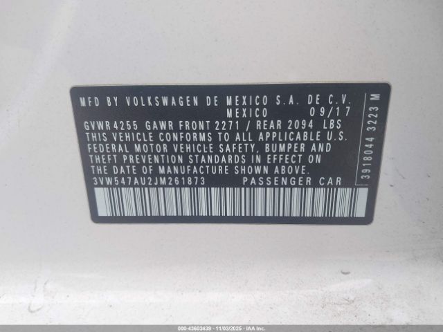 2018 VOLKSWAGEN GOLF GTI 3VW547AU2JM261873 Photo 8