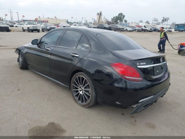 2021 MERCEDES-BENZ C 300 W1KWF8DBXMR644504 Photo 2