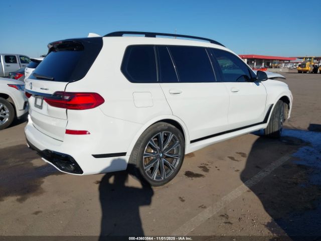 2022 BMW X7 5UXCW2C04N9K17913 Photo 3