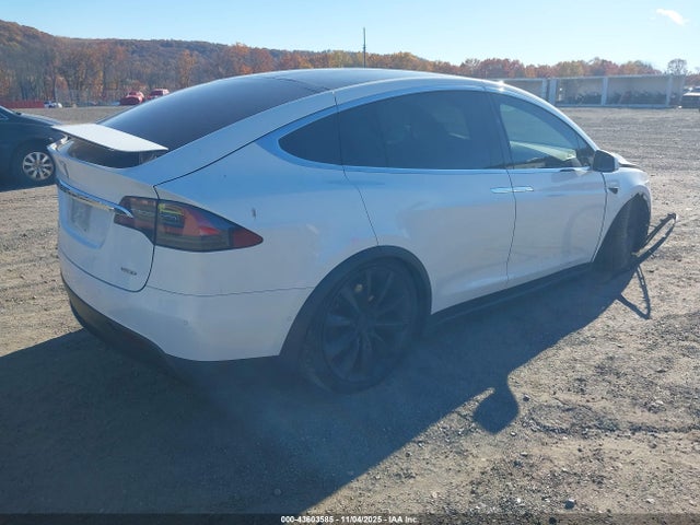 2017 TESLA MODEL X 5YJXCDE24HF054647 Photo 3