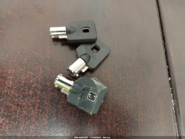 2007 HARLEY-DAVIDSON FLHX 1HD1KB41X7Y704892 Photo 10