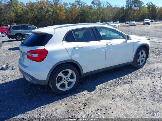 2019 MERCEDES-BENZ GLA 250 WDCTG4EB8KU010159 Photo 3