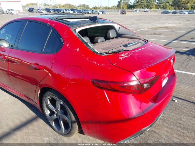 2018 ALFA ROMEO GIULIA ZARFAEDNXJ7571486 Photo 2