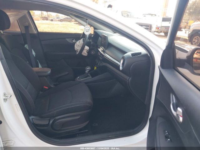 2020 KIA FORTE 3KPF24AD5LE148069 Photo 4