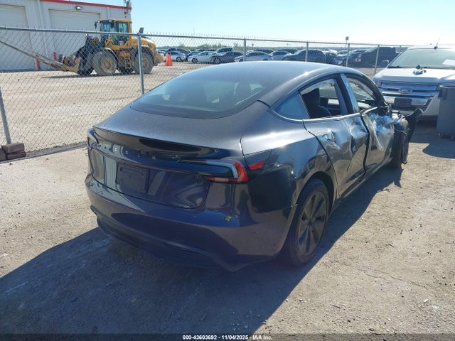 2024 TESLA MODEL 3 5YJ3E1EA3RF722230 Photo 3