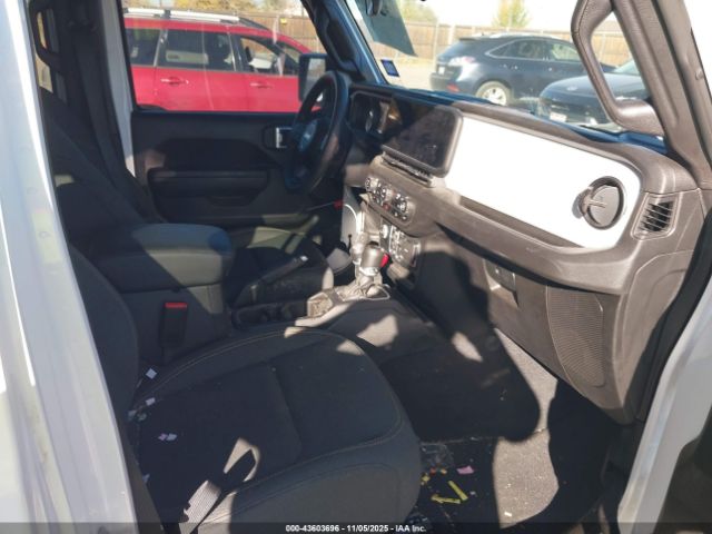 2025 JEEP GLADIATOR 1C6PJTAG1SL503540 Photo 4