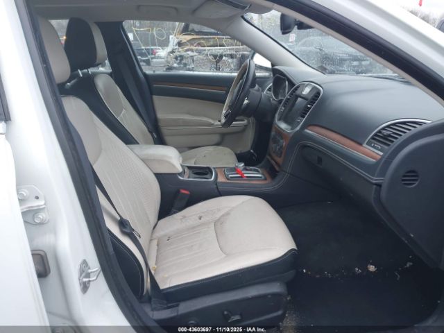 2015 CHRYSLER 300C 2C3CCASG5FH854060 Photo 4