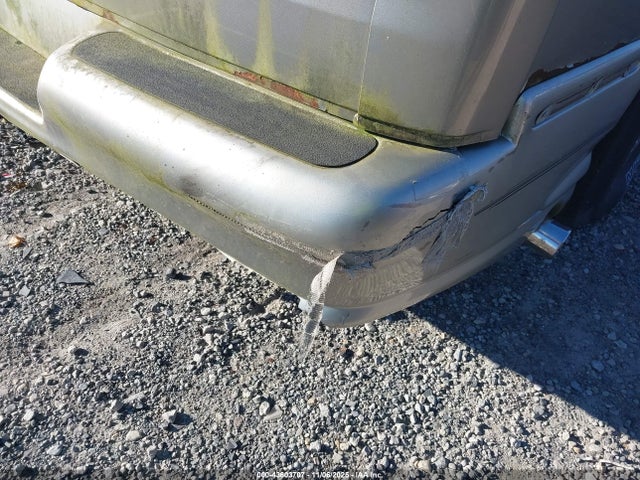 43603707 :رقم المزاد ، 1GDFG15T341155779 vin ، 2004 Gmc Savana Upfitter مزاد بيع