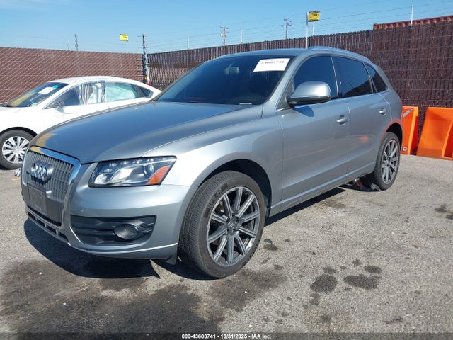 2011 AUDI Q5 WA1LFCFPXBA022760 Photo 1