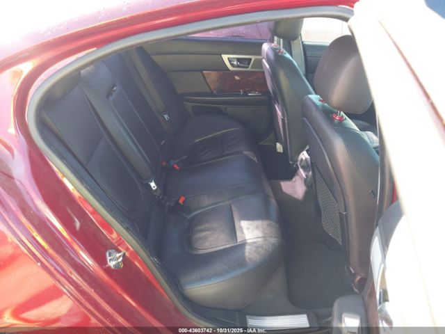 2013 JAGUAR XF SAJWA0ESXDPS92708 Photo 7