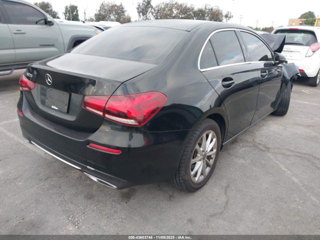 2019 MERCEDES-BENZ A 220 WDD3G4EB1KW020452 Photo 3