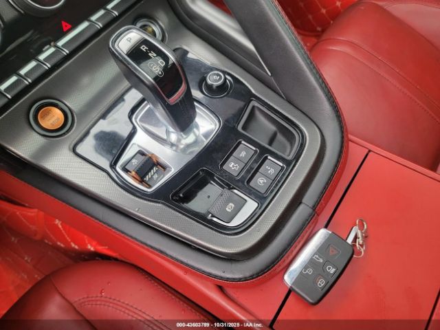 2016 JAGUAR F-TYPE SAJWA6BU1G8K28550 Photo 10