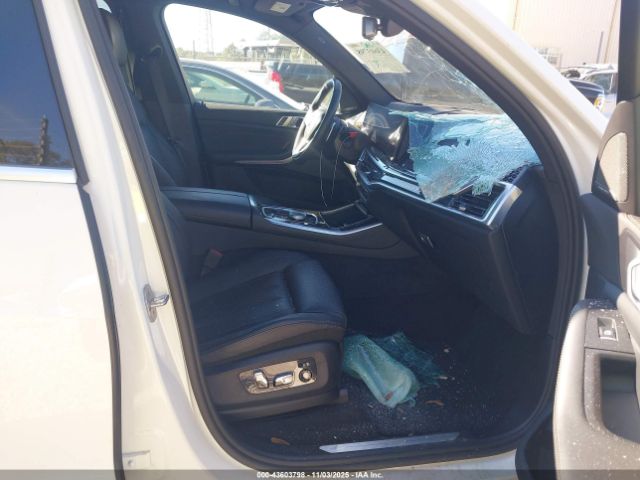 2025 BMW X5 PHEV 5UX43EU05S9Y03254 Photo 4