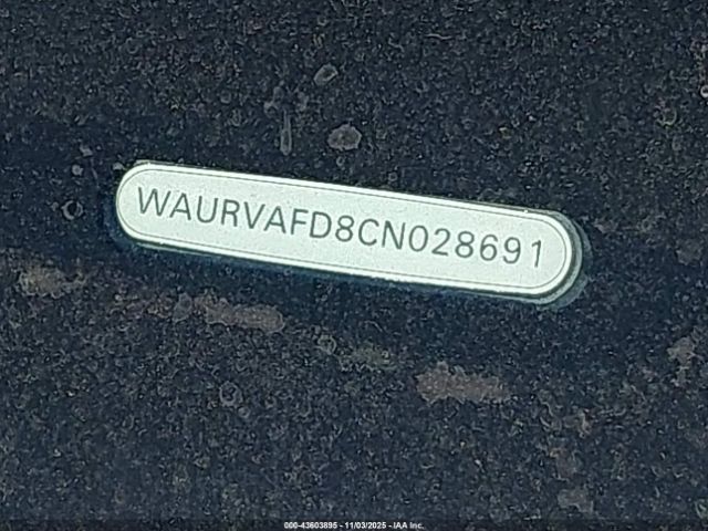 2012 AUDI A8 L WAURVAFD8CN028691 Photo 8