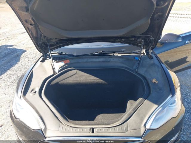 2015 TESLA MODEL S 5YJSA1V42FF099387 Photo 9