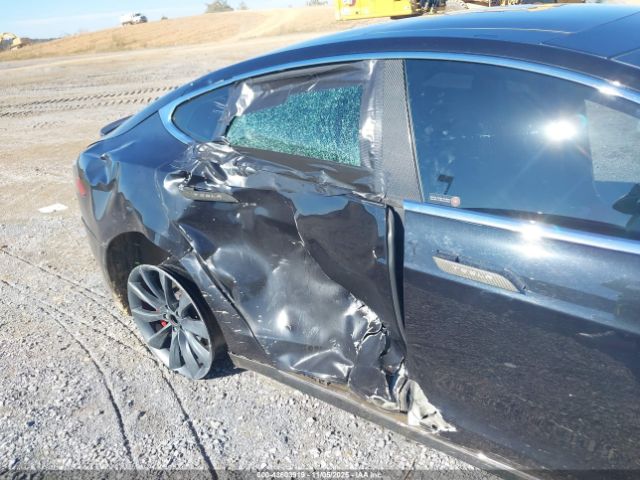 2015 TESLA MODEL S 5YJSA1V42FF099387 Photo 5