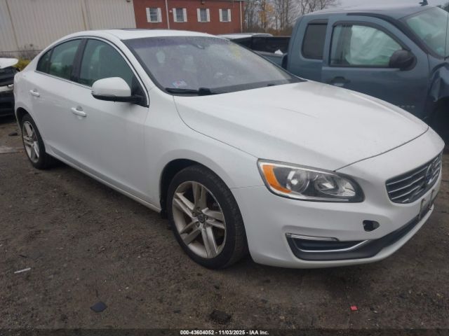 2015 VOLVO S60 YV126MFKXF1337912