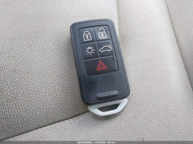 2015 VOLVO S60 YV126MFKXF1337912 Photo 10