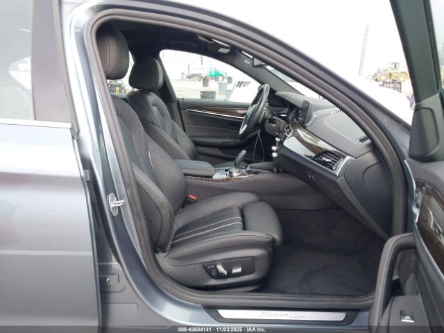 2019 BMW 540I WBAJE5C54KWE66234 Photo 4