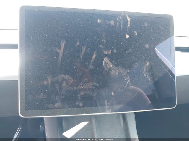 2025 TESLA MODEL Y 7SAYGDED2SF228123 Photo 6