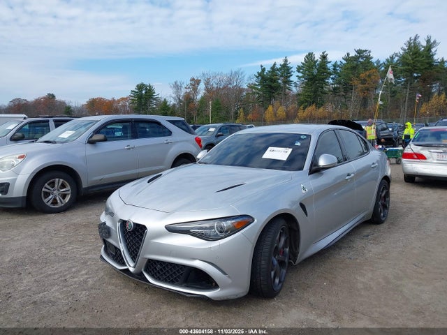 ZARFAEAV6H7549421 Alfa Romeo Giulia Quadrifoglio Rwd