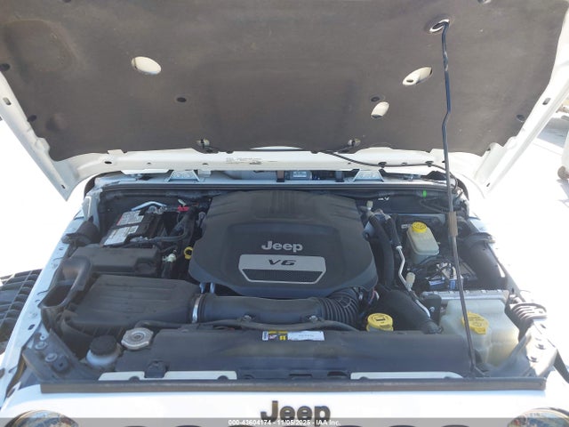 1C4HJWEG7FL739625 Jeep Wrangler Unlimited Altitude