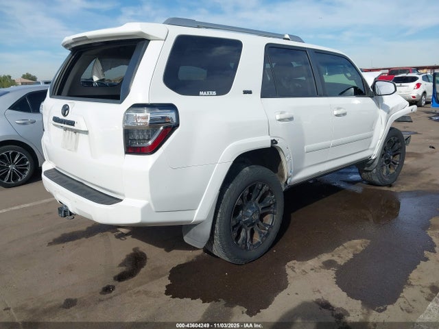 JTEBU5JR1H5420688 Toyota 4RUNNER SR5