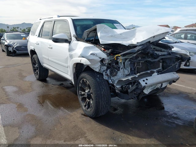 JTEBU5JR1H5420688 Toyota 4RUNNER SR5