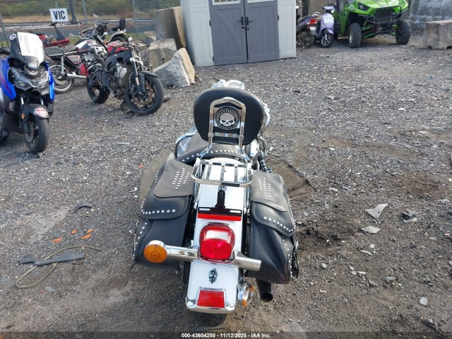 2008 HARLEY-DAVIDSON FLSTC 1HD1BW5188Y030068 Photo 5