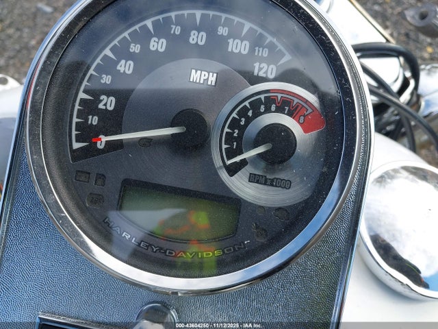 2008 HARLEY-DAVIDSON FLSTC 1HD1BW5188Y030068 Photo 6