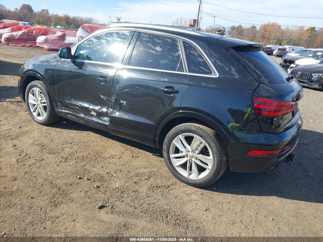 2015 AUDI Q3 WA1GFCFS9FR004358 Photo 2
