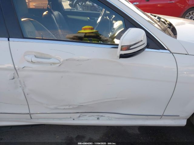 2011 MERCEDES-BENZ C 300 WDDGF5EB6BR178133 Photo 5