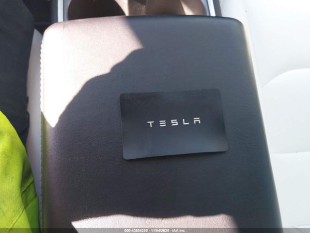 2021 TESLA MODEL 3 5YJ3E1EB5MF903301 Photo 10