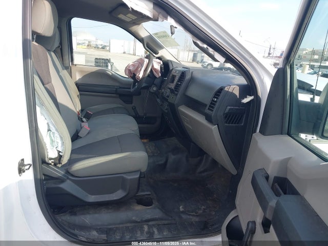 1FTMF1C8XHKC73938 Ford F-150 Xl