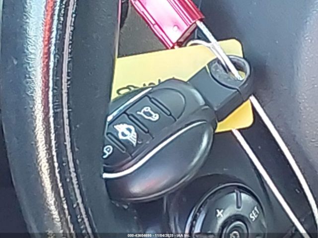 2017 MINI HARDTOP WMWXP5C3XH2G60897 Photo 10